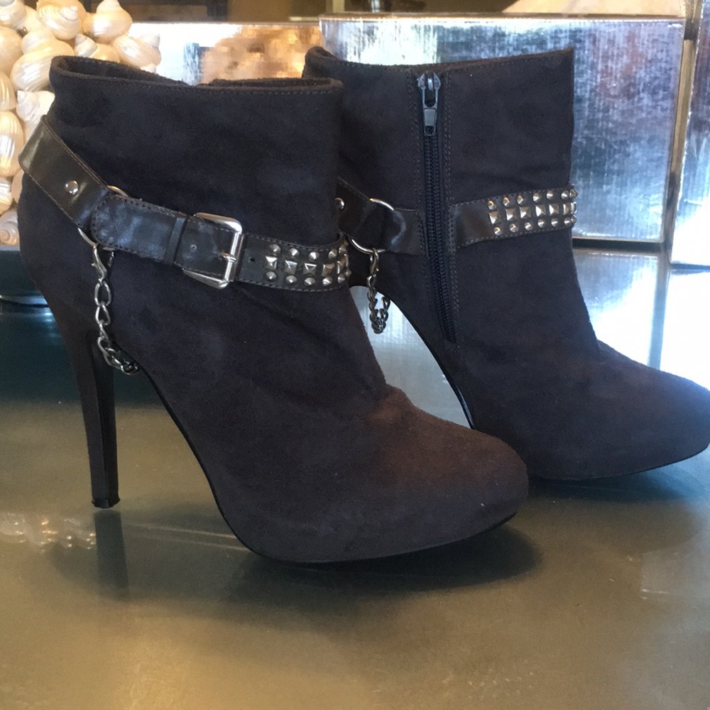 Grey ankle boot size 8